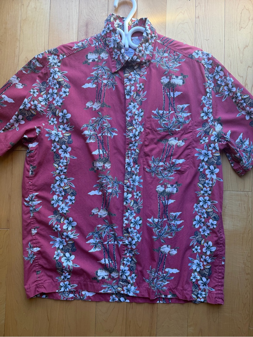 Old Navy Men's Short-Sleeve Hawaiian Shirt - 100% cotton